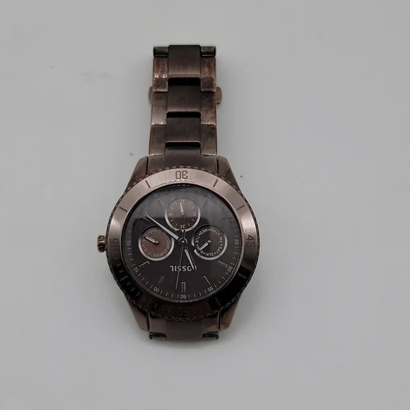 Fossil womens watch NEEDS A BATTERY Fossil | Accessories | Fossil Watch Needs A Battery  main image 3